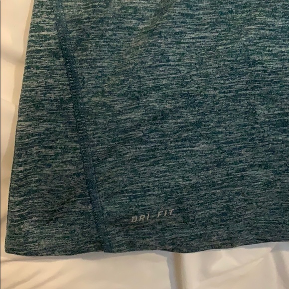 Nike Dri-Fit Quarter Zip - Picture 5 of 5